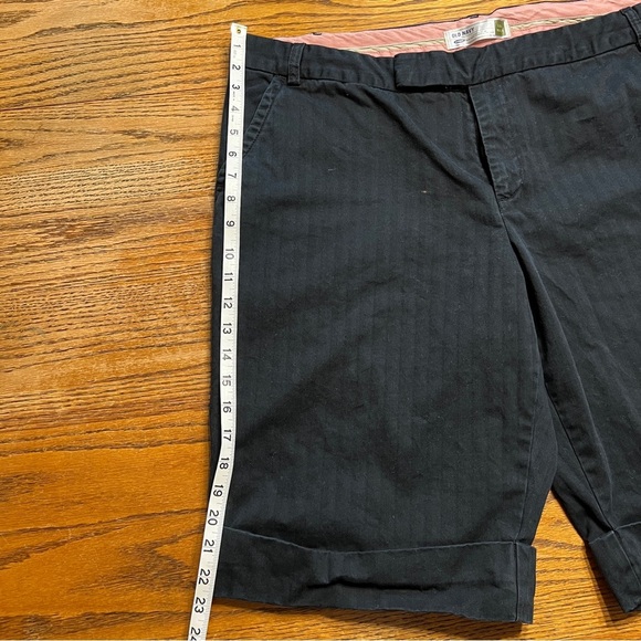 Old Navy Black Flat Bermuda Shorts Y2K - Picture 6 of 11